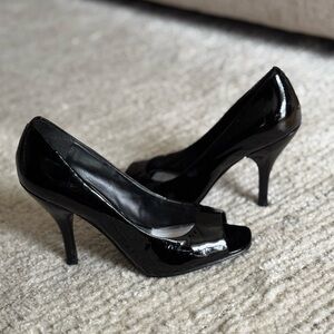 Bcbg high heels size 7.5